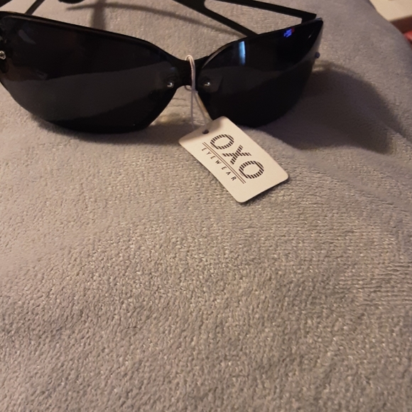 Unisex shades - Picture 5 of 6